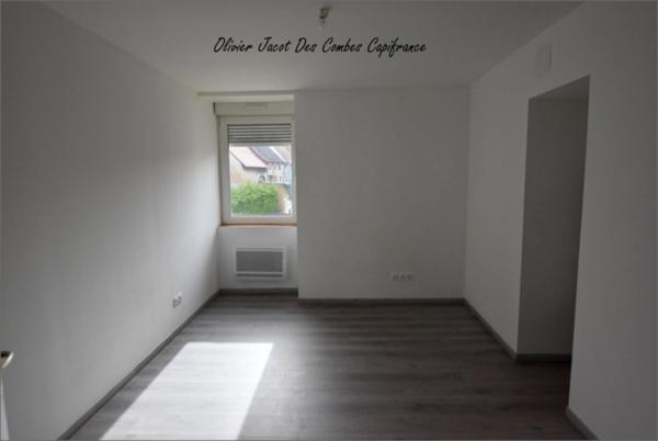 Appartement à vendre 3 pièces FESCHES LE CHATEL (25)