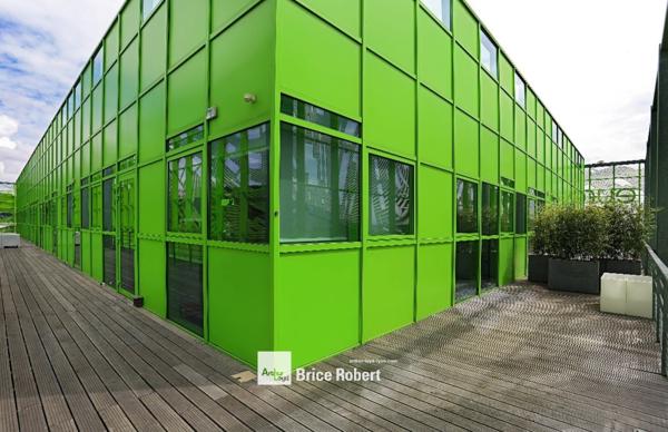 Bureaux à louer Lyon 2ème Confluence terrasses et parkings en sous-sol