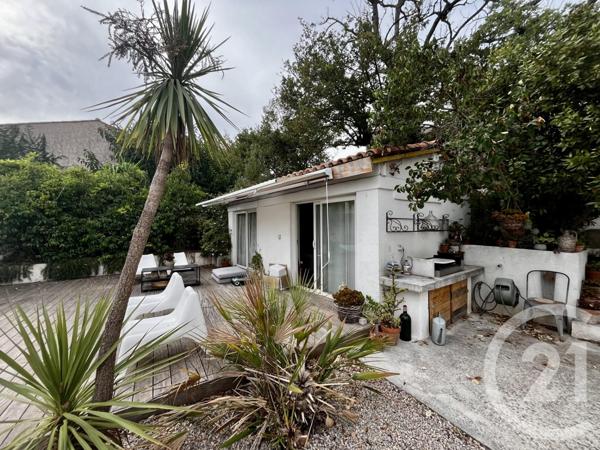 Maison à vendre  8 pièces - 200 m2 FREJUS - 83