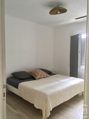 Maison à vendre  8 pièces - 200 m2 FREJUS - 83