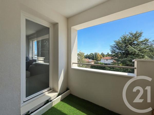 Appartement F4 à vendre  4 pièces - 76 m2 ST PRIEST - 69