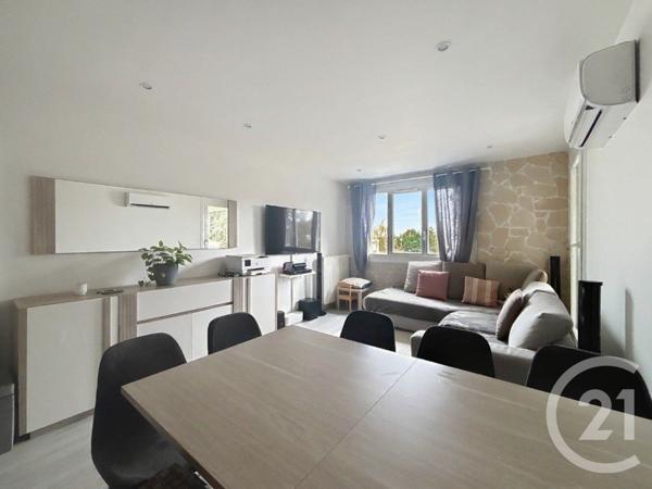 Appartement F4 à vendre  4 pièces - 76 m2 ST PRIEST - 69