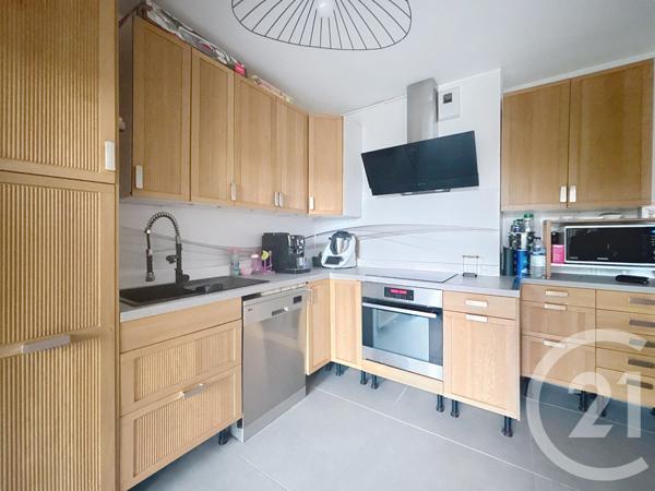 Appartement F4 à vendre  4 pièces - 76 m2 ST PRIEST - 69