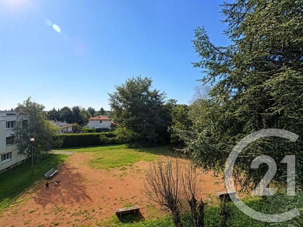 Appartement F4 à vendre  4 pièces - 76 m2 ST PRIEST - 69