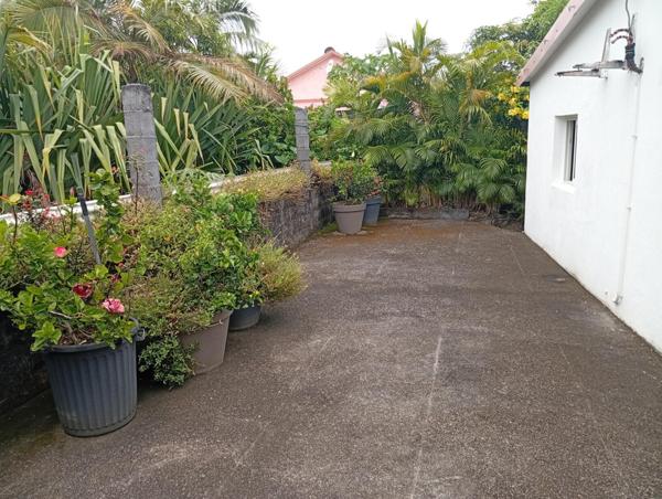 Jolie villa F5 + Dépendance sur une parcelle de 435m2 / 220 000€