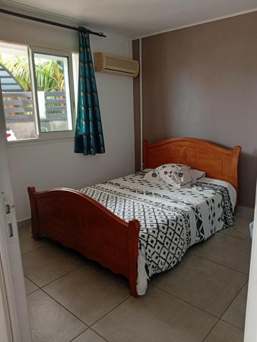 Jolie villa F5 + Dépendance sur une parcelle de 435m2 / 220 000€