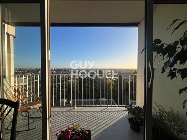Appartement dernier étage 3/4 pièce(s) 88.24 m2 - BALCON - PARKING - QUARTIER MOUILLERE (ORLEANS 45100)