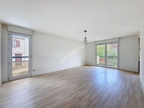 Nantes Nord - Grand Val : En Vente ! Appartement T3 rdc surlevé, proche toutes commodiftés, 2 chambres, parking s/sol et balcon.