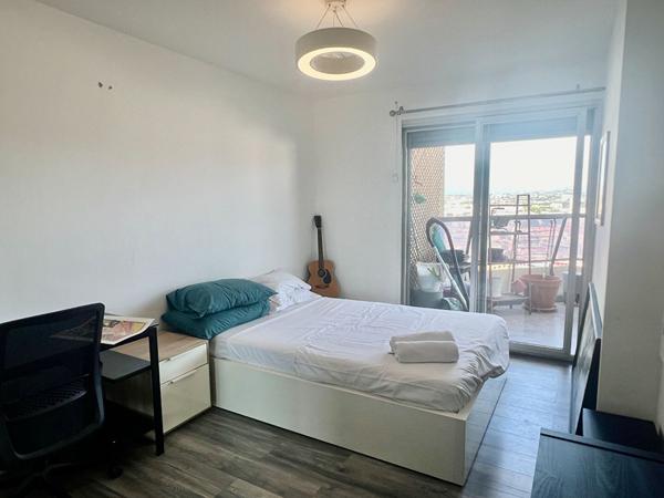 Appartement 2 pièces, 43 m2 avec terrasse vue panoramique Stade Vélodrome Le Grand Pavois 13008 Marseille
