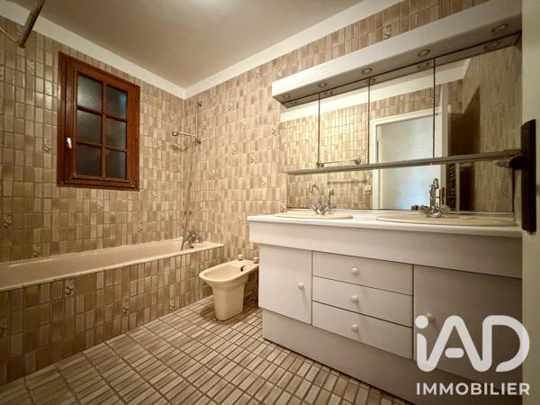 Maison à vendre 9 pièces 204 m² Saint-Lô