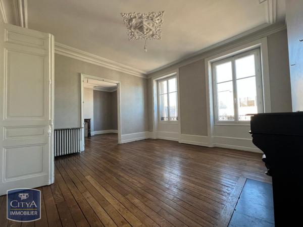 Appartement à louer 5 pièces 111.15m²