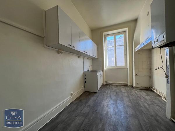 Appartement à louer 5 pièces 111.15m²