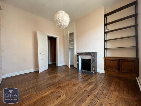 Appartement à louer 5 pièces 111.15m²