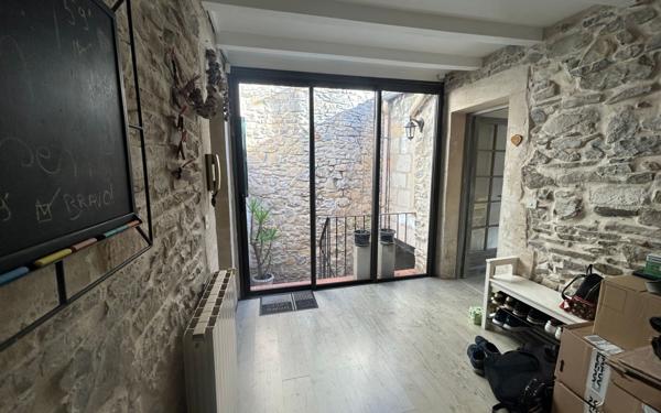 Maison à louer    3 pièces • 118 m2 Marguerittes