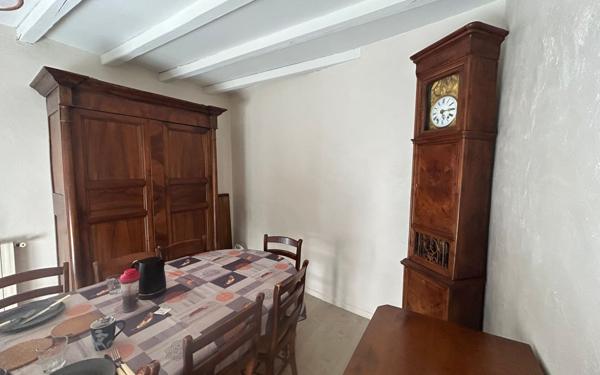 Maison à louer    3 pièces • 118 m2 Marguerittes