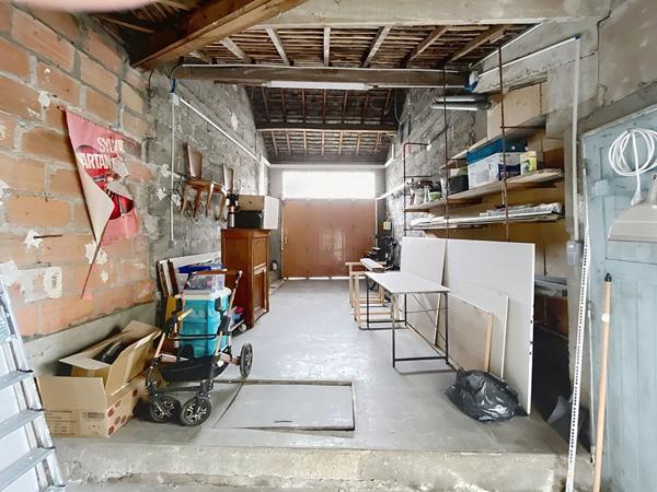 A VENDRE Maison Angers St Leonard/Les Justices-garage-jardin