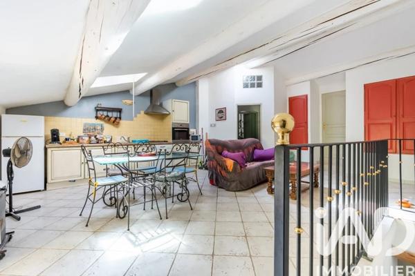 Maison à vendre 6 pièces 239 m² Saignon