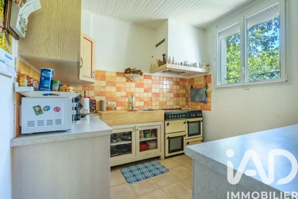 Maison à vendre 6 pièces 239 m² Saignon