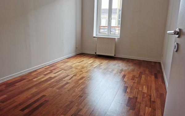 Appartement à louer    3 pièces •  Gradignan