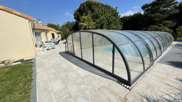 SUPERBE MAISON AU CALME A THURE