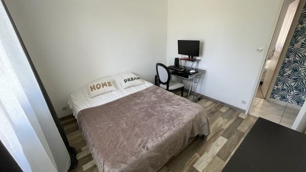 SUPERBE MAISON AU CALME A THURE