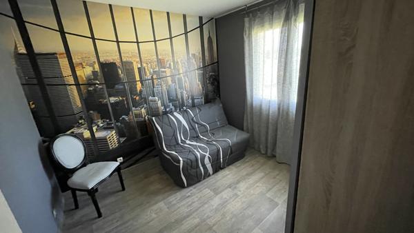 SUPERBE MAISON AU CALME A THURE