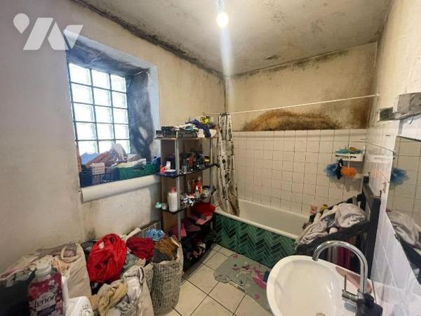 Sur la commune de PUTANGES LE LAC (61210), ensemble immobilier à vendre pour INVESTISSEMENT LOC...