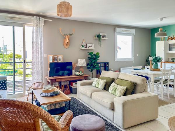 APPARTEMENT T3 MAHAUDIERES /MAISON RADIEUSE