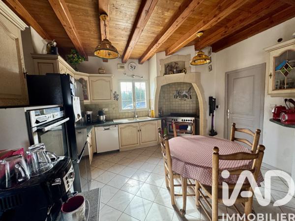 Maison à vendre 7 pièces 170 m² Mosnac-Saint-Simeux