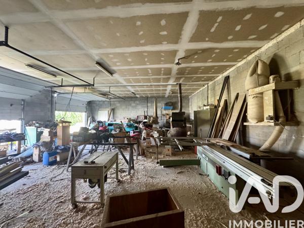 Maison à vendre 7 pièces 170 m² Mosnac-Saint-Simeux