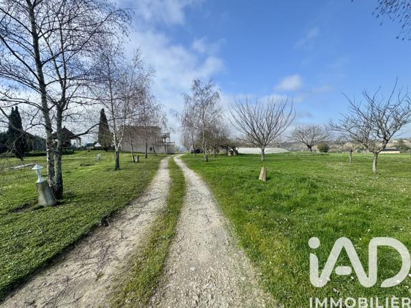 Maison à vendre 7 pièces 170 m² Mosnac-Saint-Simeux