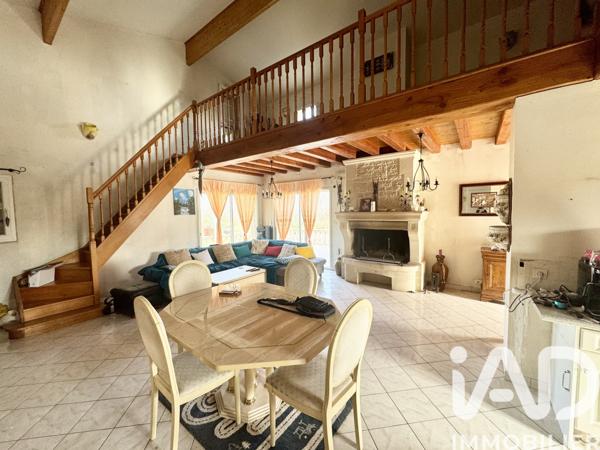 Maison à vendre 7 pièces 170 m² Mosnac-Saint-Simeux