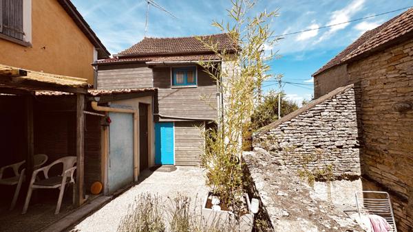 Massangis (89440) Maison de campagne à Massangis au prix de 55 000 € F.A.I