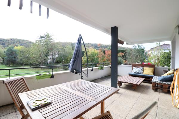 Eybens (38320) Eybens, au calme, T3/T4 avec terrasse sur parc arboré