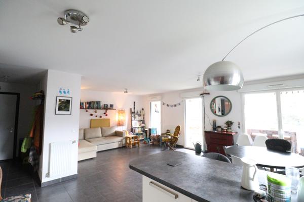 Eybens (38320) Eybens, au calme, T3/T4 avec terrasse sur parc arboré