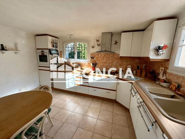 À vendre Maison 5 pièces 141.91 m² - La Croix-valmer 83420
