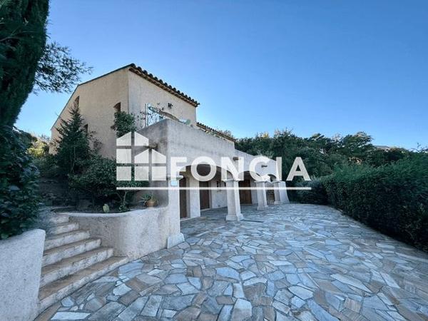 À vendre Maison 5 pièces 141.91 m² - La Croix-valmer 83420