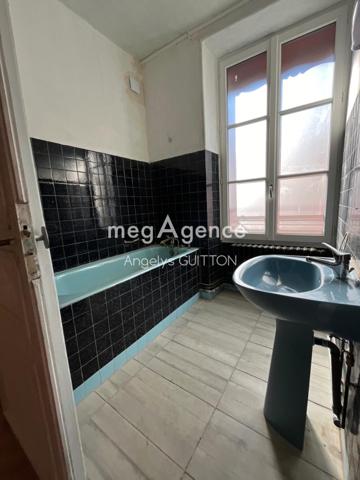 Fonds De Commerce à SILLE-LE-GUILLAUME, 72140 - 5 pièces 143m²