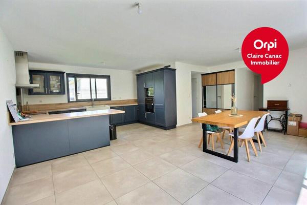 Maison à louer    4 pièces • 101,16 m2    Burlats