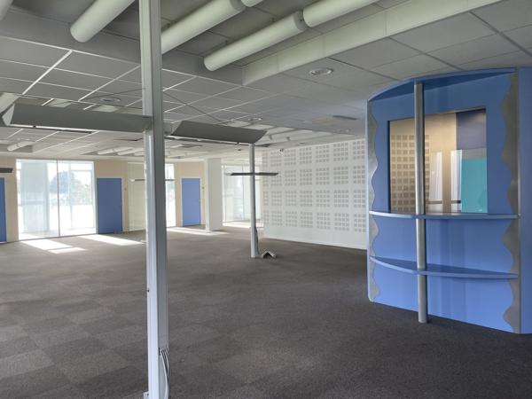 Bureaux à louer - 298 à 1760 m2 - Saint-Herblain proche Atlantis