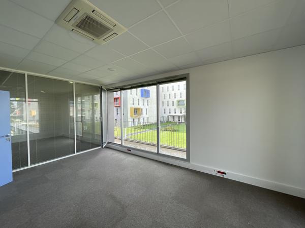 Bureaux à louer - 298 à 1760 m2 - Saint-Herblain proche Atlantis