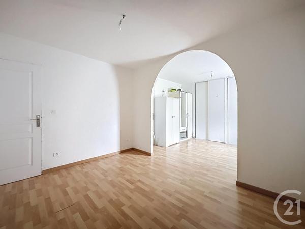 Maison à vendre  7 pièces - 188,52 m2 ST VALERIEN - 89