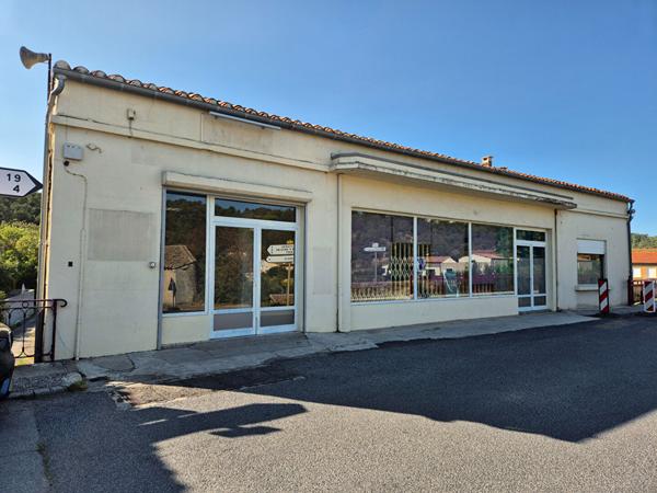 LOCAL ENTRE LIMOUX ET CARCASSONNE