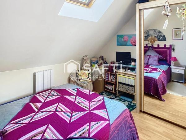 Appartement avec terrasse, abri et 2 parking