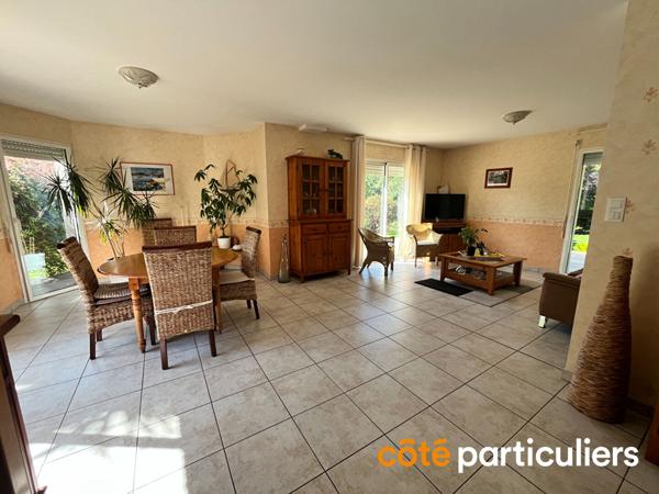 Vente Maison117,65 m² - 7 Pièces - MEUCON (56890)