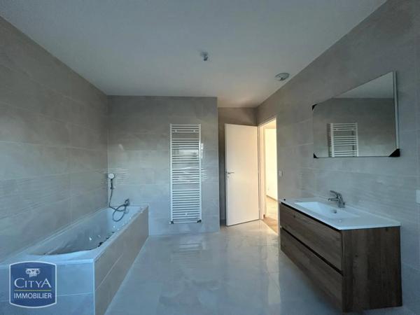 Maison à louer 4 pièces 89m²