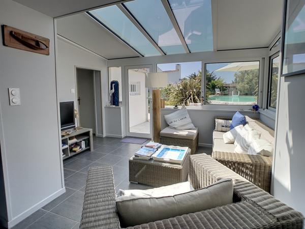 Maison 3 chambres avec piscine, emplacement idéal!