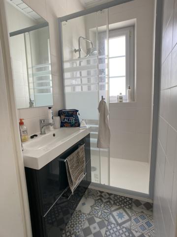 Maison 3 chambres avec piscine, emplacement idéal!