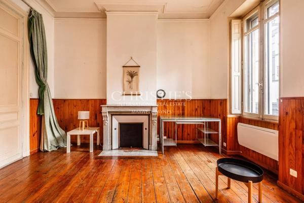 Croix de Seguey – Hotel Particulier, garage, jardin et ascenseur