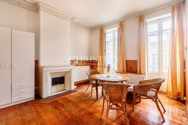 Croix de Seguey – Hotel Particulier, garage, jardin et ascenseur